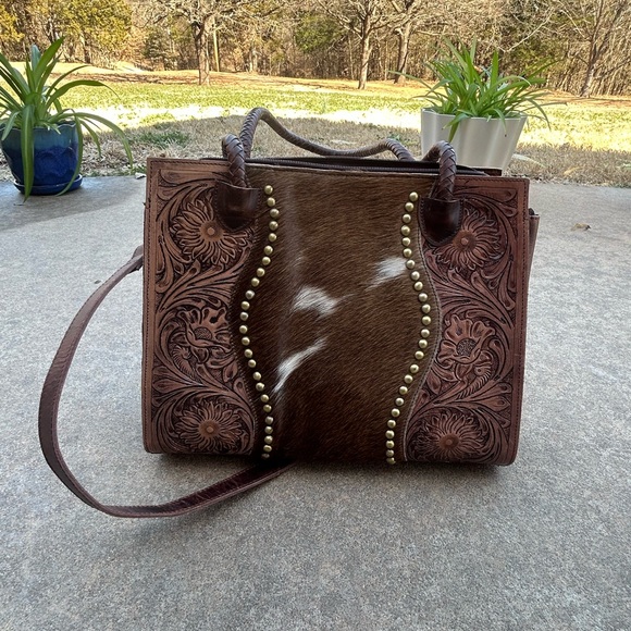 Dee’s Leather Handbags - Artisan Brown and Tan Leather Tote with Embossed Design